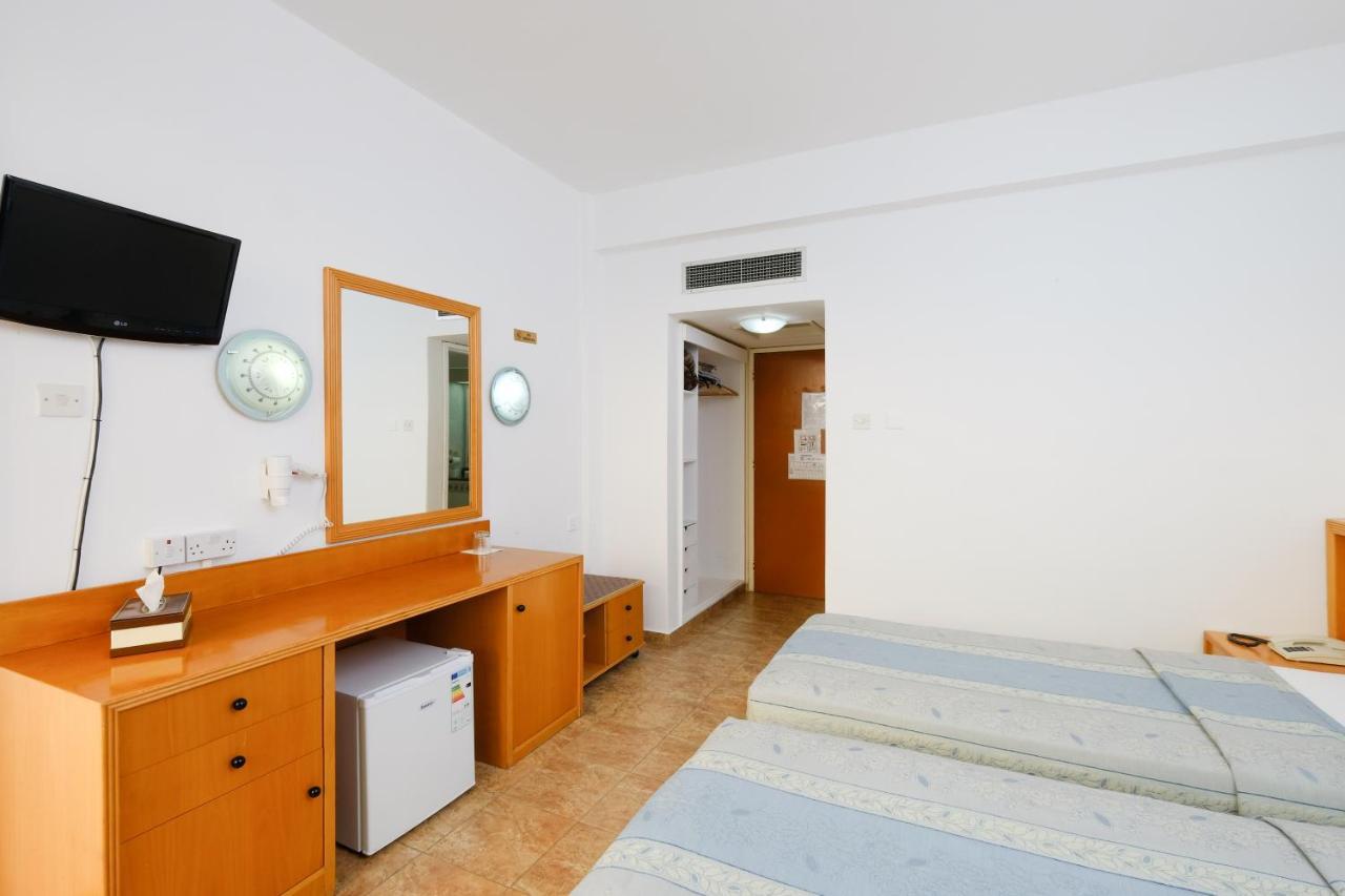 Flamingo Beach Hotel Larnaca Eksteriør billede