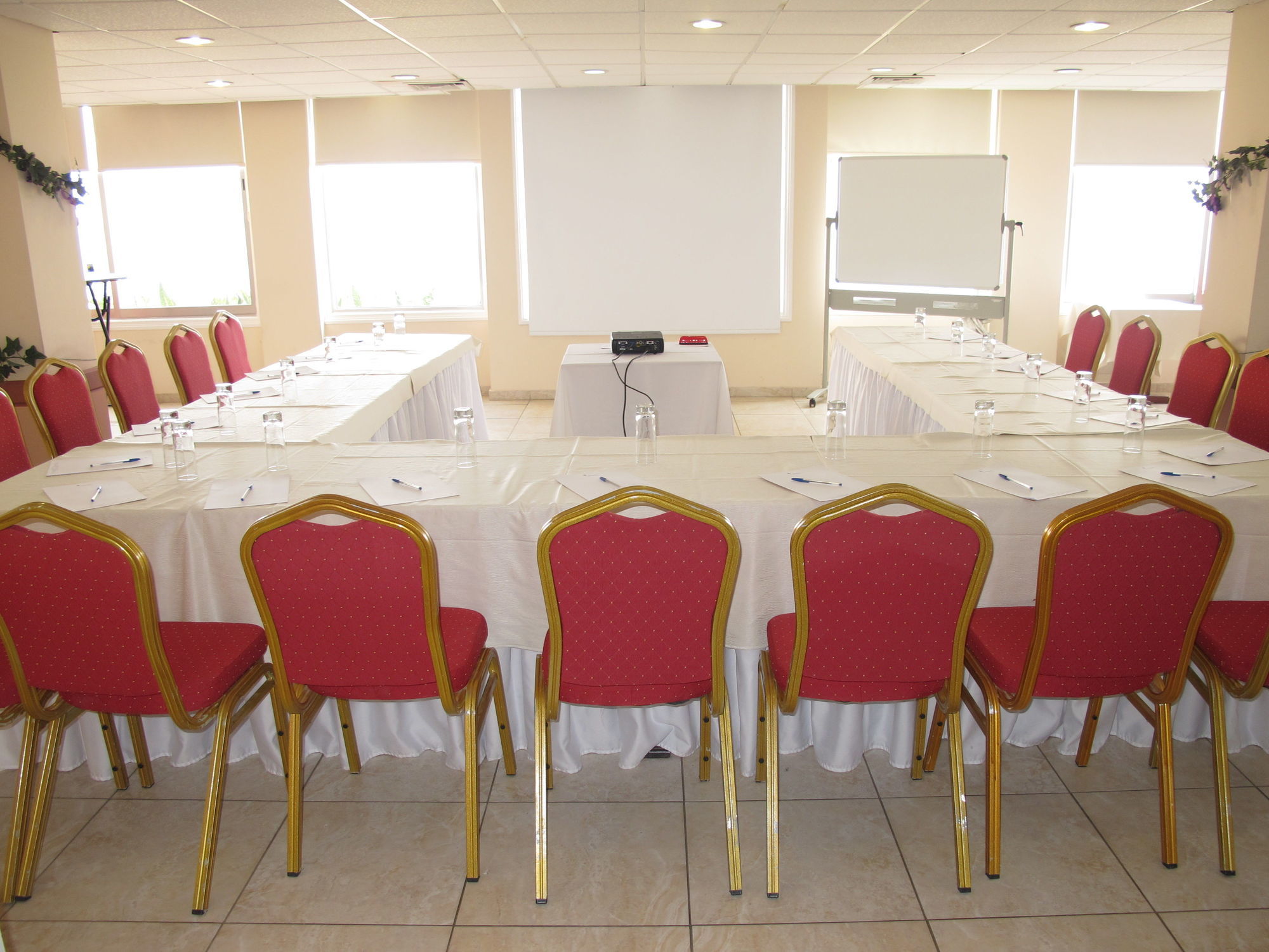 Flamingo Beach Hotel Larnaca Eksteriør billede