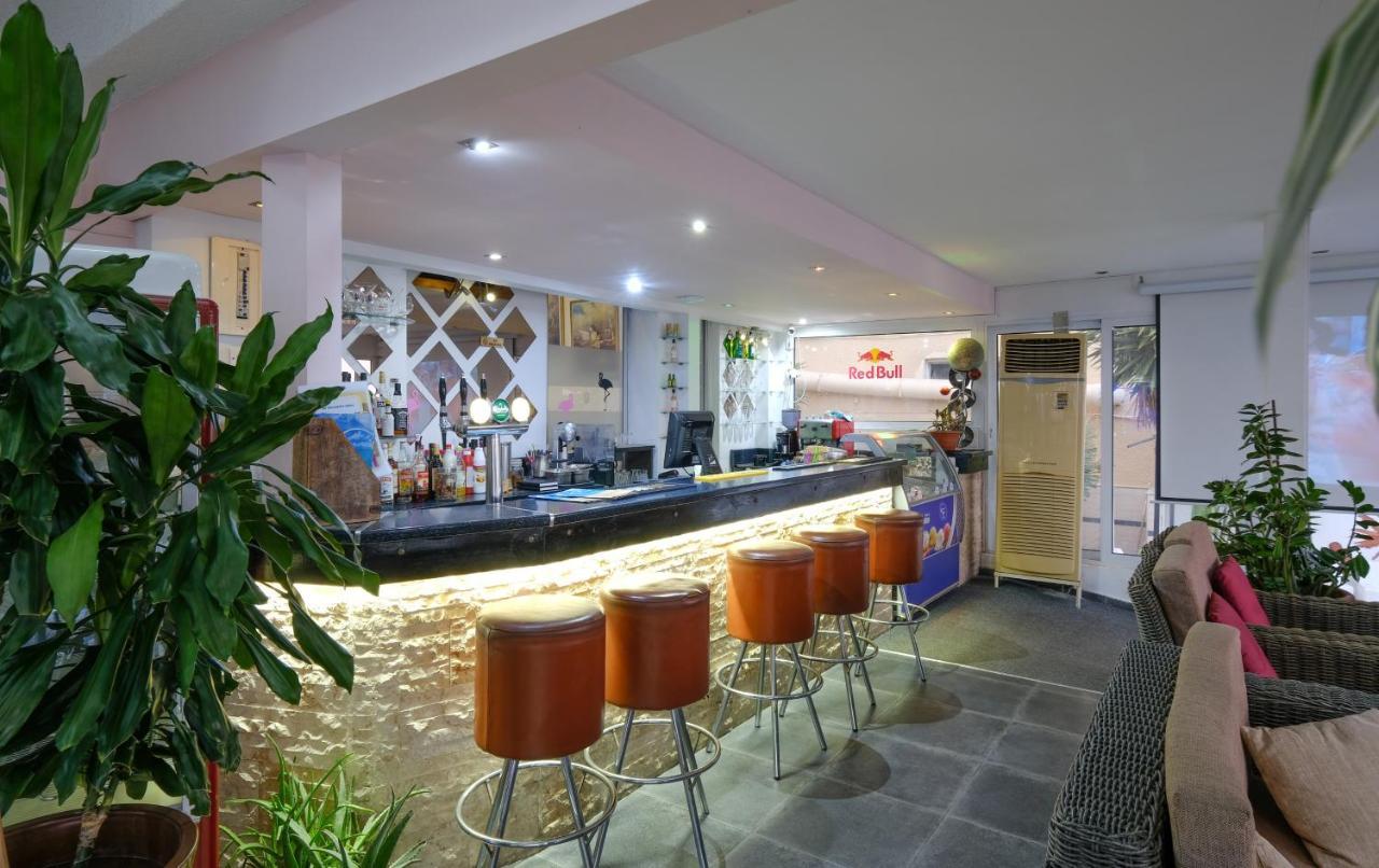 Flamingo Beach Hotel Larnaca Eksteriør billede