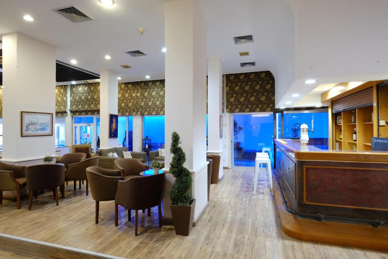Flamingo Beach Hotel Larnaca Eksteriør billede