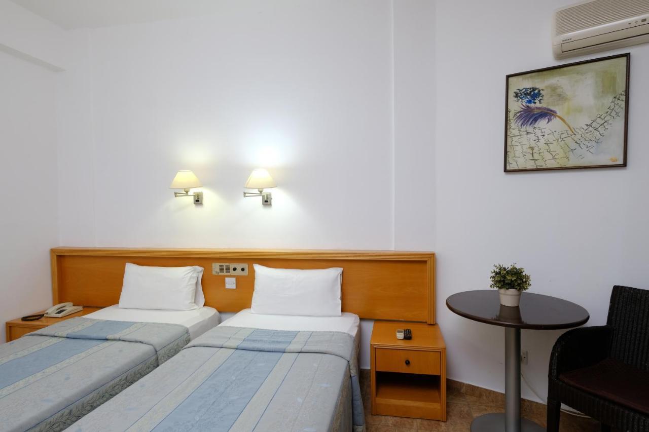 Flamingo Beach Hotel Larnaca Eksteriør billede